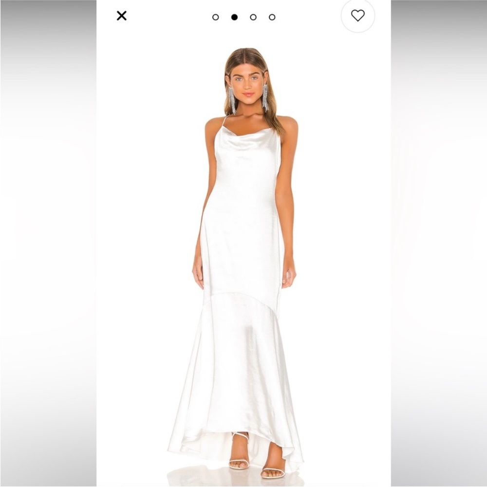 ELLIATT Aisle Dress Satin Cowl Backless Buttons White Formal Evening Bridal Gown